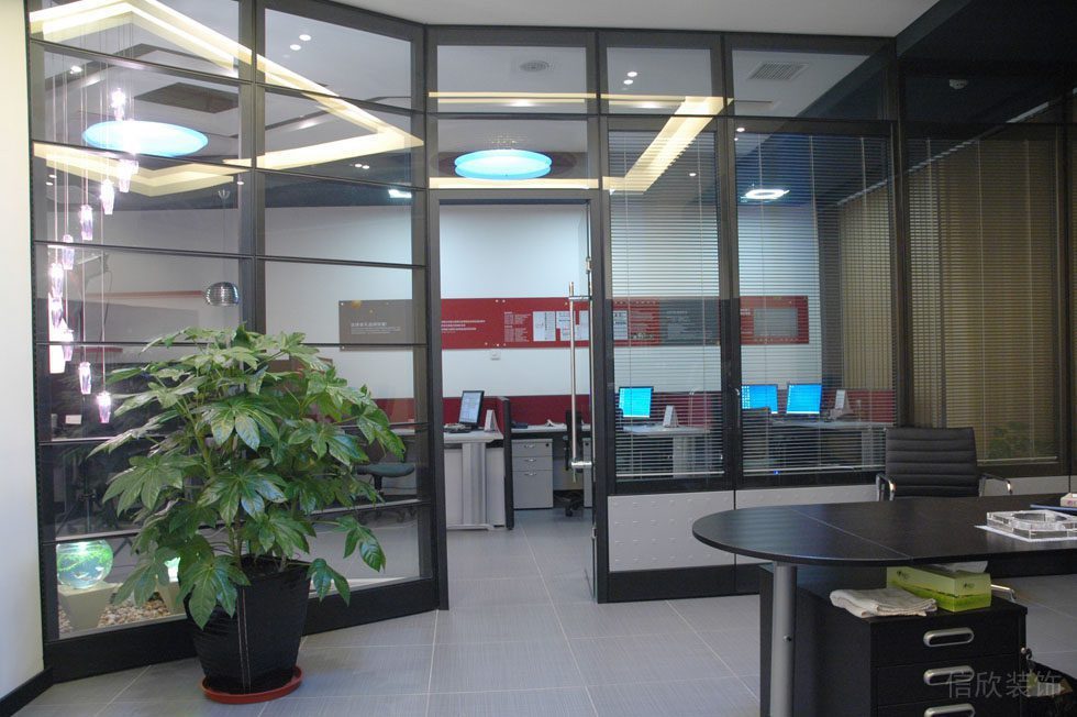普天投資550平方辦公室裝修