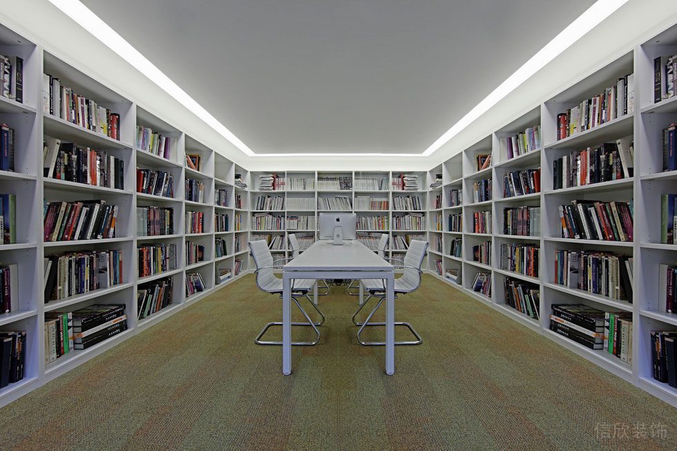 非常省錢的卓越科技有限公司辦公室裝修 非常省錢的卓越科技有限公司辦公室裝修