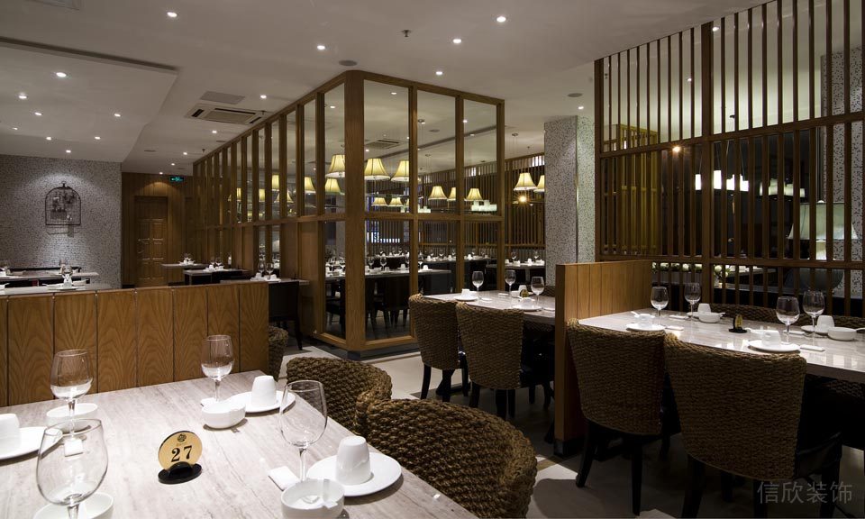 深圳鎮(zhèn)江餐廳300平方裝修設計 深圳鎮(zhèn)江餐廳300平方裝修設計