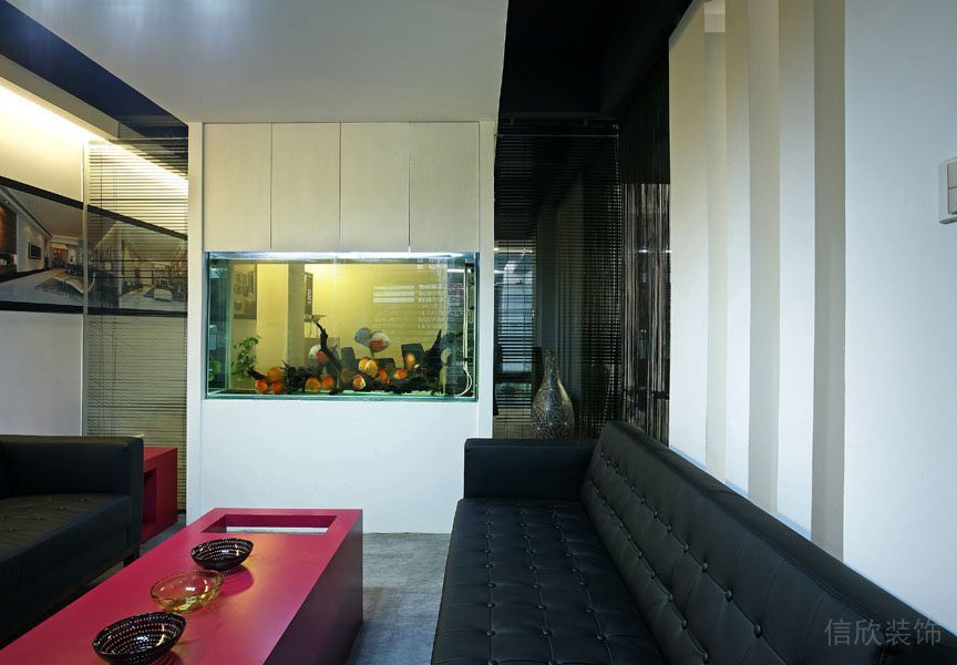 南山科技園現(xiàn)代辦公室裝修設(shè)計(jì)