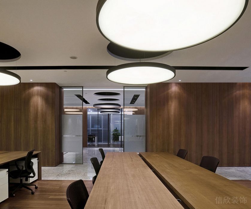 深圳南山現代辦公室裝修_辦公區