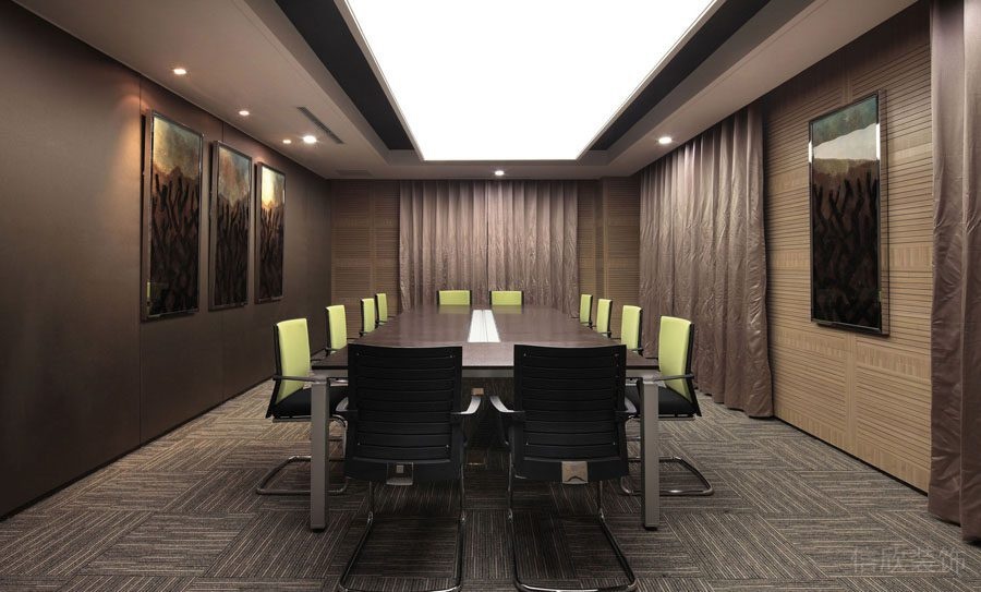 深圳龍崗世聯(lián)辦公室裝修_會議室