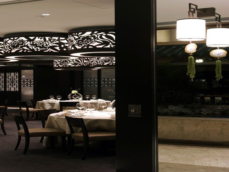 中式餐廳裝修,雕花吊燈