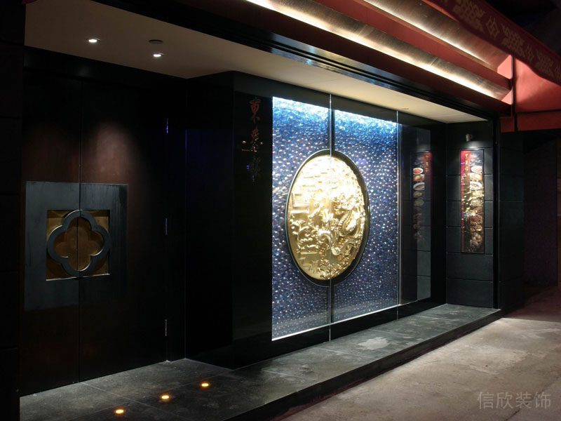 中式辦公裝修進(jìn)戶大門