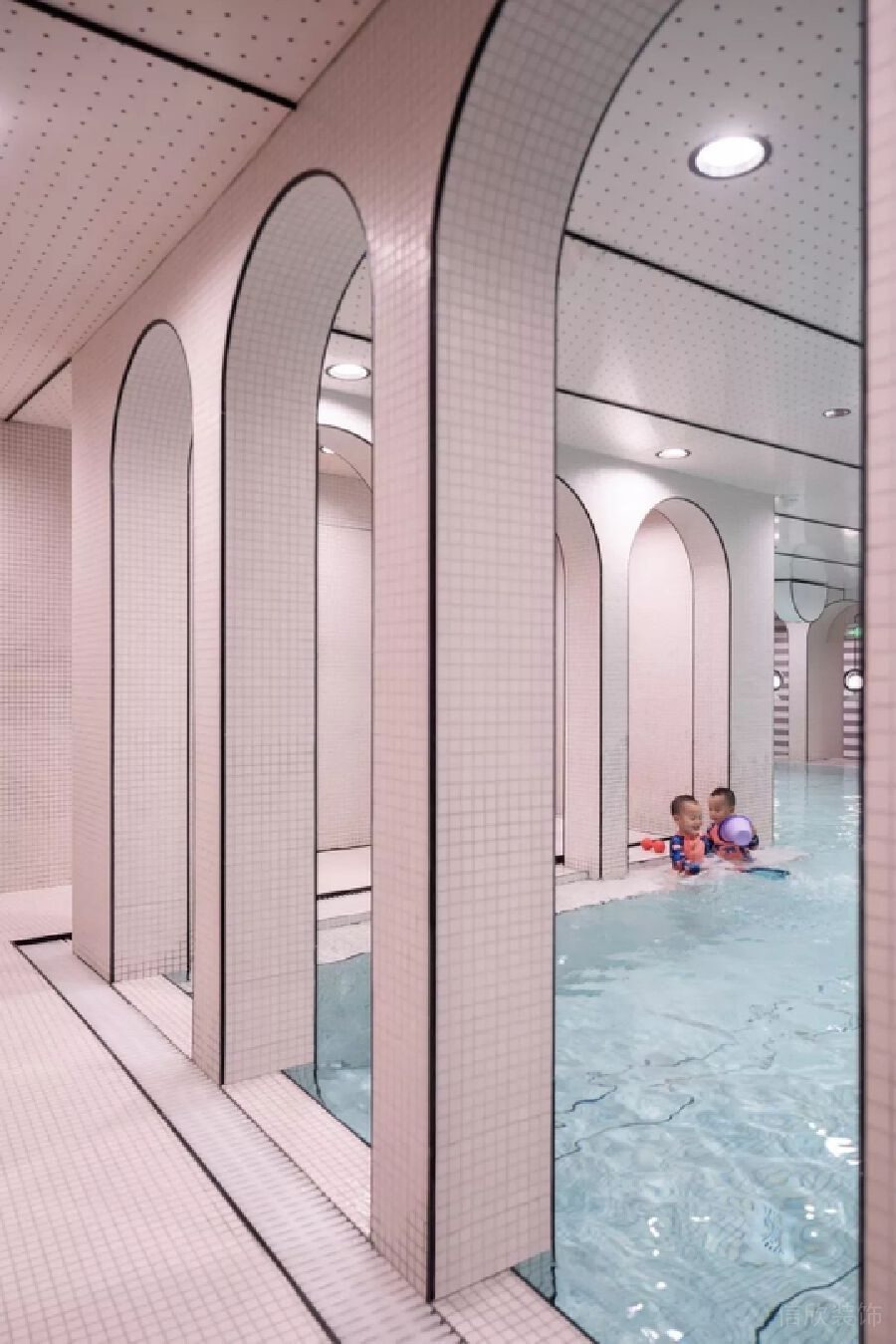 機構(gòu)培訓班裝修效果圖拱形游泳池