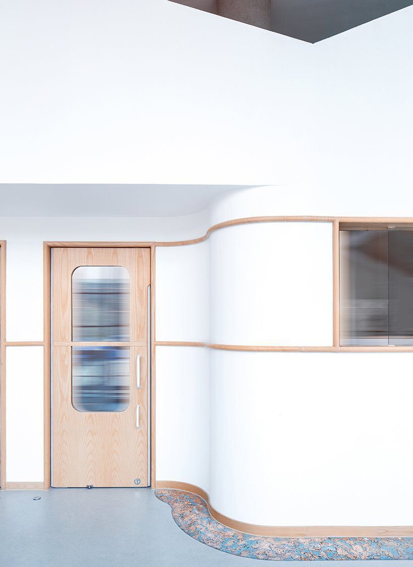 弧形大理石過道裝修設(shè)計(jì)兒童機(jī)構(gòu)設(shè)計(jì)效果圖