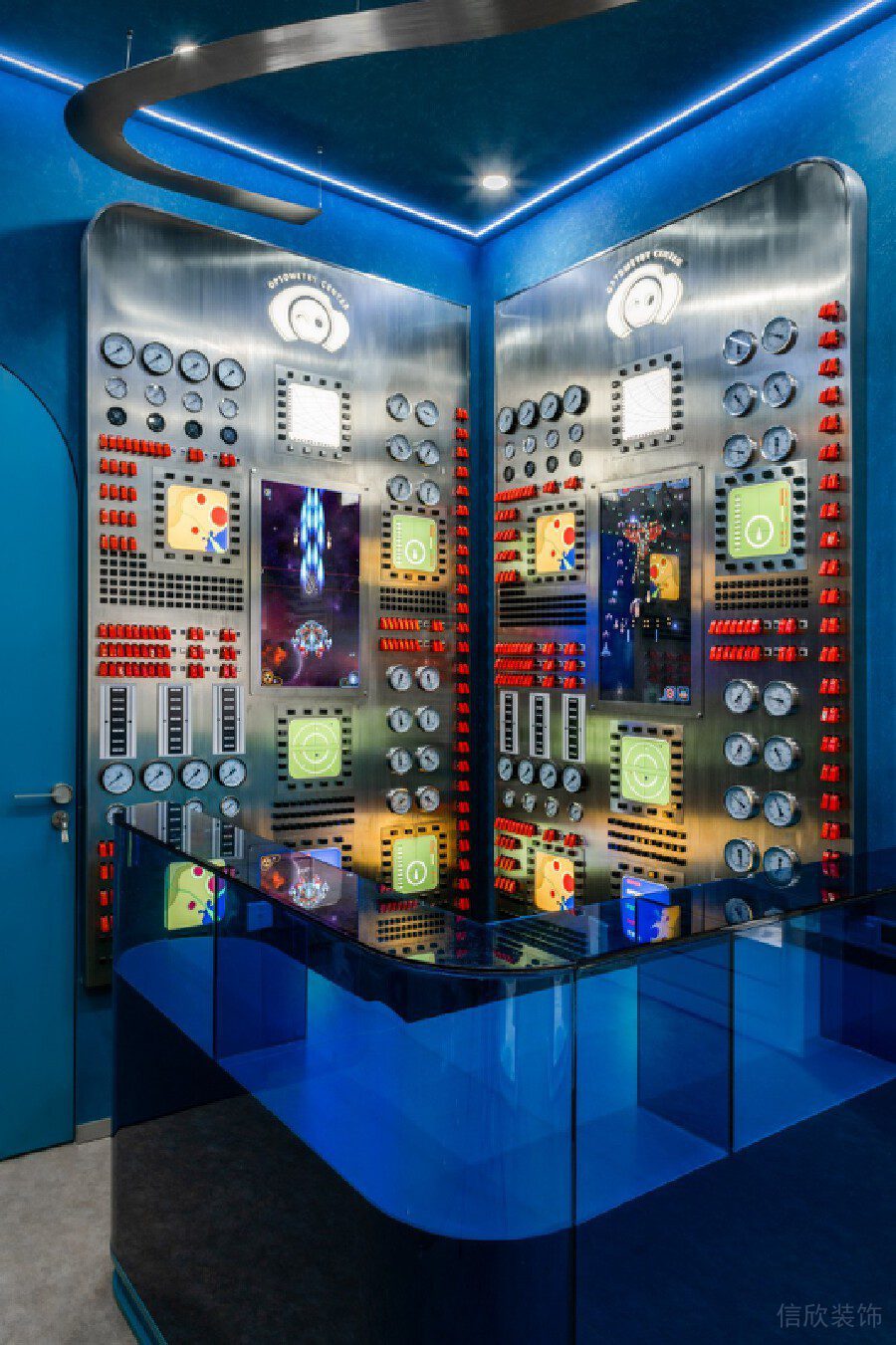 科技未來感機(jī)器金屬墻體對稱式機(jī)構(gòu)產(chǎn)品展示區(qū)設(shè)計