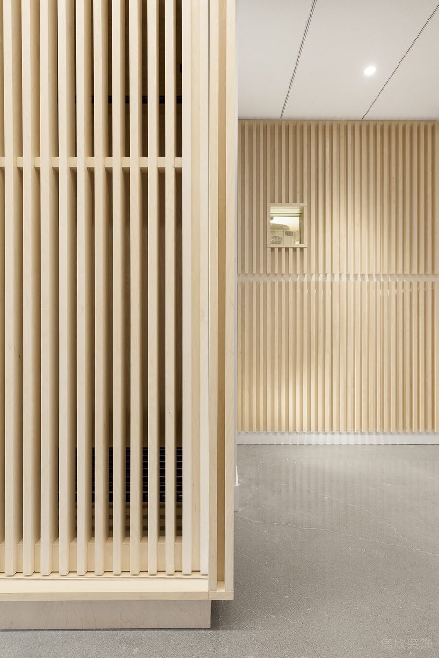 原木風(fēng)裝修設(shè)計(jì)辦公室效果圖