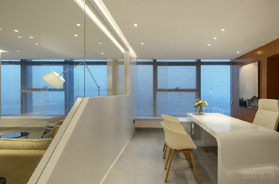 斜面玻璃墻面隔斷設(shè)計總裁辦公室商務(wù)風(fēng)裝修設(shè)計