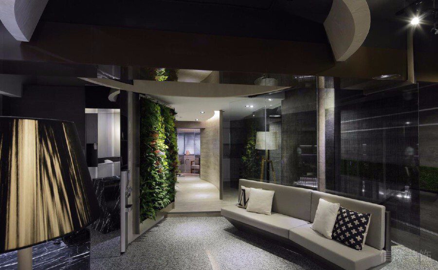 暗色現(xiàn)代工作室藝術時尚休息區(qū)皮革沙發(fā)