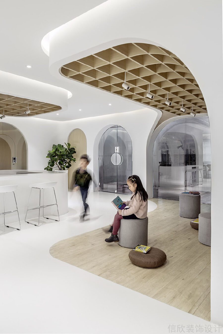 深圳書宇培訓學校裝修設計_信欣幼兒園學校裝修設計