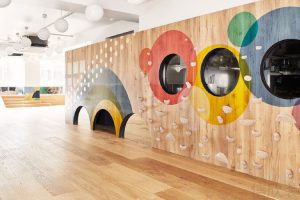 攀巖區(qū)域活動(dòng)裝修設(shè)計(jì)木質(zhì)辦公室效果圖