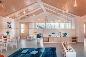 木創(chuàng)意設(shè)計(jì)幼兒多功能教室房梁鏤空設(shè)計(jì)