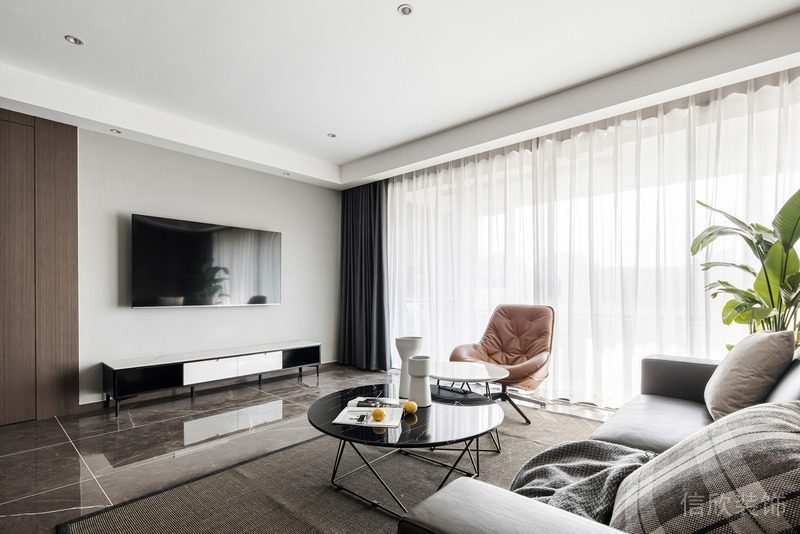 現(xiàn)代木質(zhì)風(fēng)玻璃茶幾裝修客廳效果圖