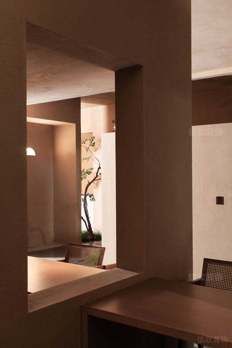 辦公室現(xiàn)代風(fēng)實(shí)木鏤空隔斷效果圖