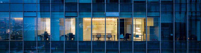 辦公室現(xiàn)代風(fēng)外立面藍(lán)色透明玻璃效果圖