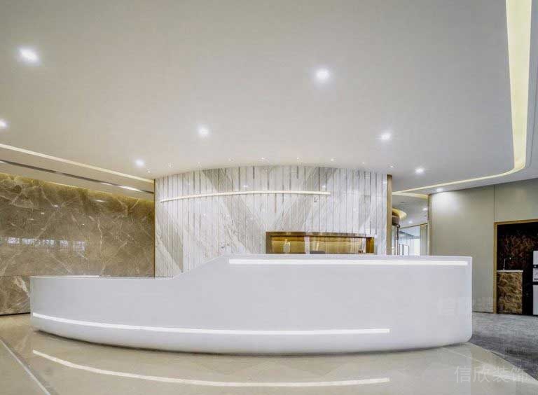 辦公室現(xiàn)代輕奢風(fēng)白色弧形前臺(tái)效果圖