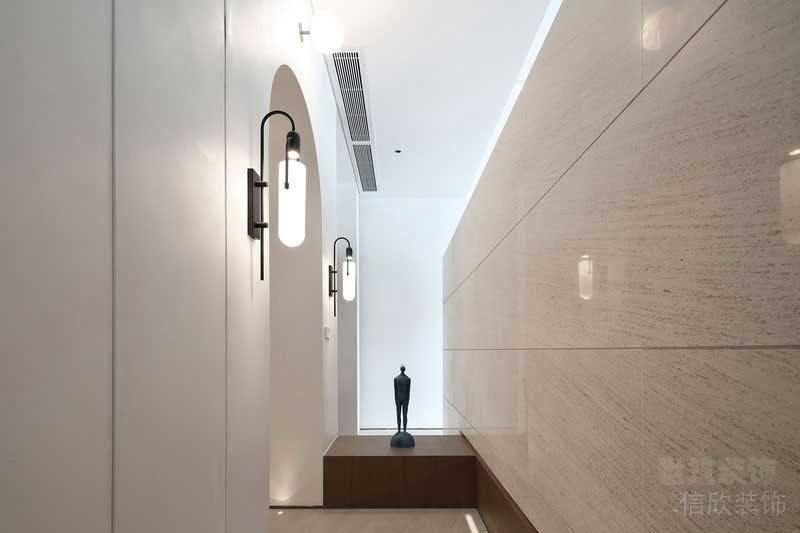 后現(xiàn)代極簡風(fēng)辦公室過道壁燈