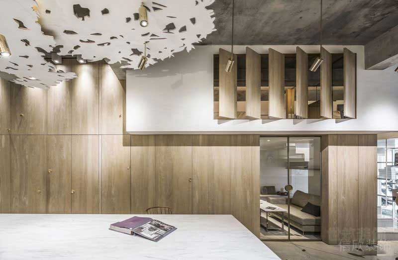 極簡原木風(fēng)辦公室休閑餐吧一角