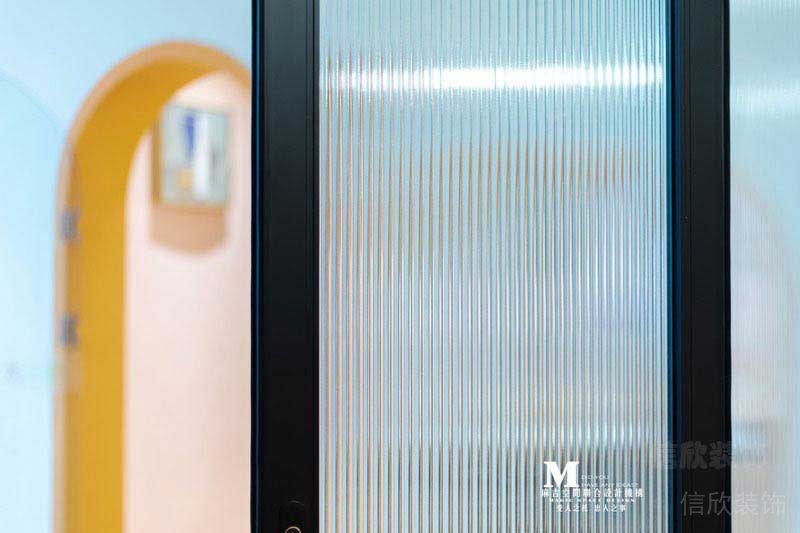 現(xiàn)代長虹玻璃