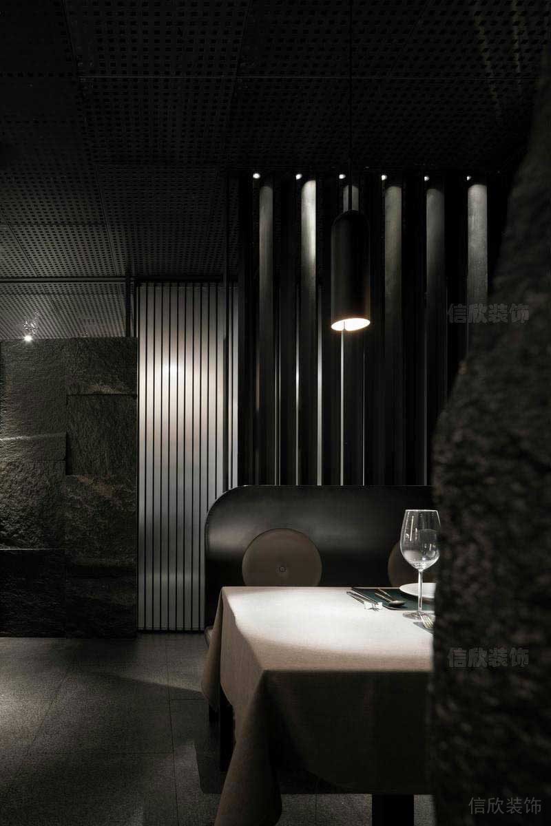 現(xiàn)代風格家居主題餐廳