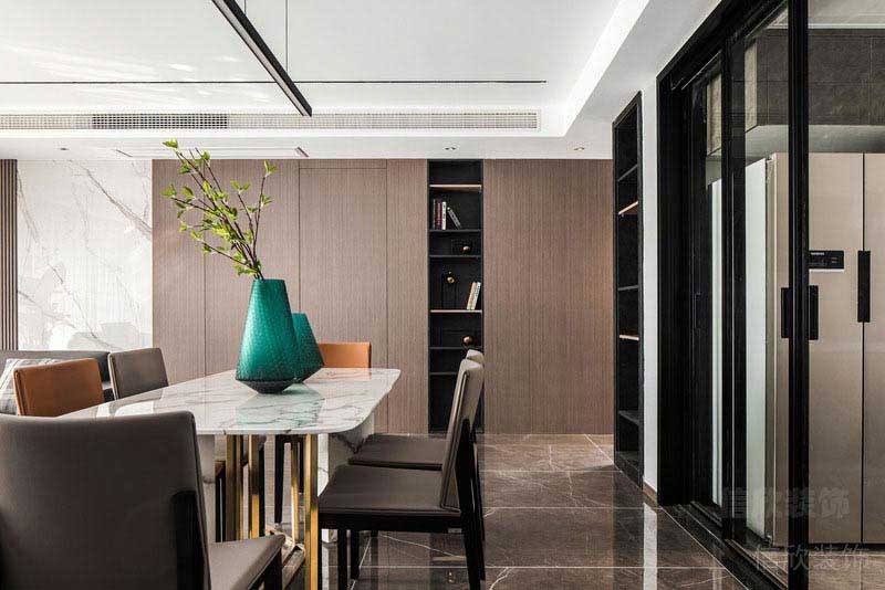 現(xiàn)代極簡風格家庭餐廳