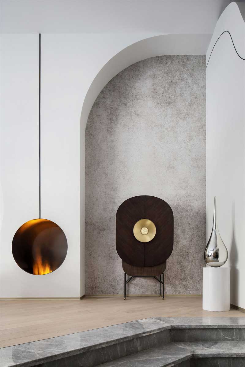 深圳龍華區(qū)現(xiàn)代中式風(fēng)格舊房裝修改造完工后實景圖客廳壁爐