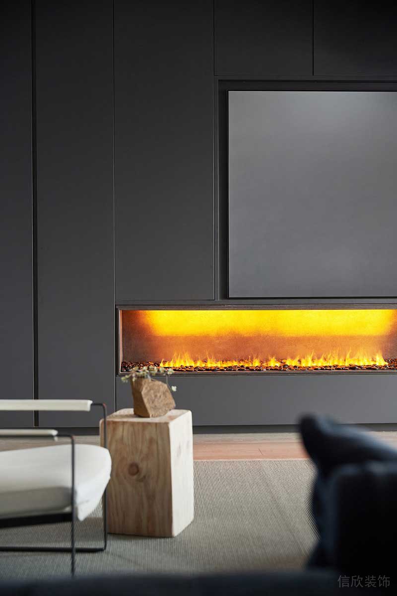 深圳龍崗區(qū)黑白灰極簡風(fēng)家居裝修竣工實景圖壁爐 深圳龍崗區(qū)黑白灰極簡風(fēng)家居裝修竣工實景圖壁爐