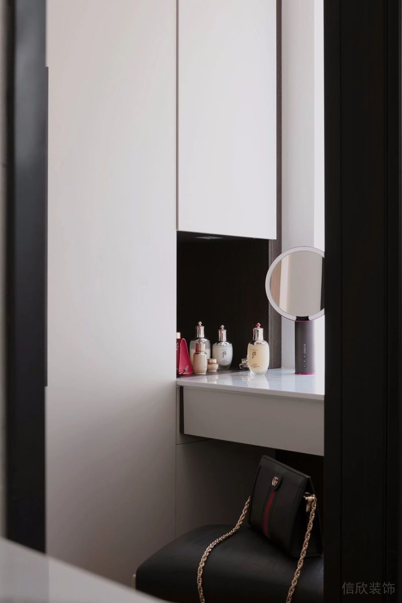 深圳福田區筆架山極簡風新房裝修設計案例梳妝臺 深圳福田區筆架山極簡風新房裝修設計案例梳妝臺