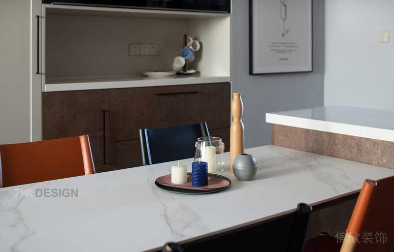 深圳福田區現代風格小戶型精裝修餐桌擺件