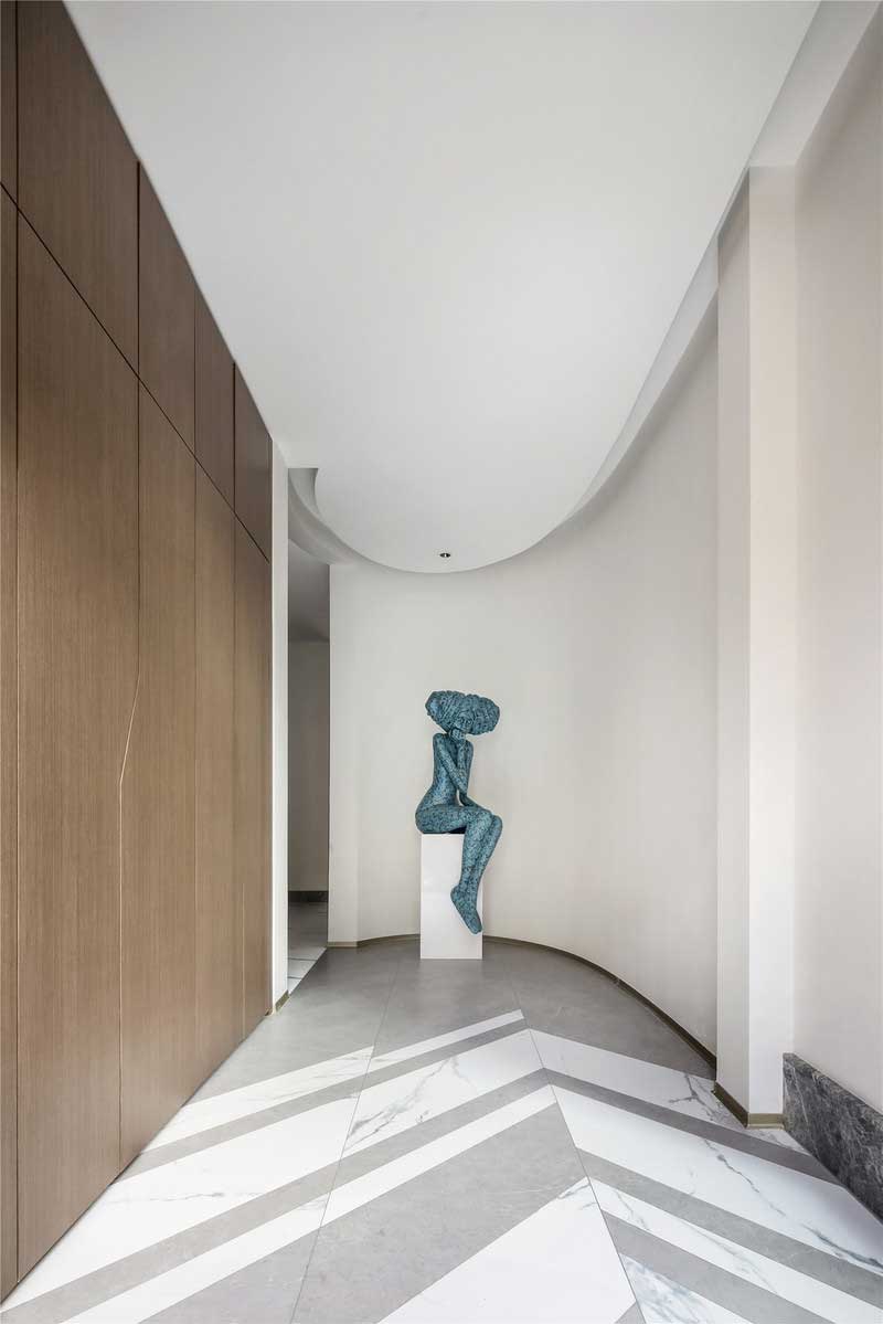 深圳龍華區(qū)現(xiàn)代中式風(fēng)格舊房裝修改造完工后實景圖過道