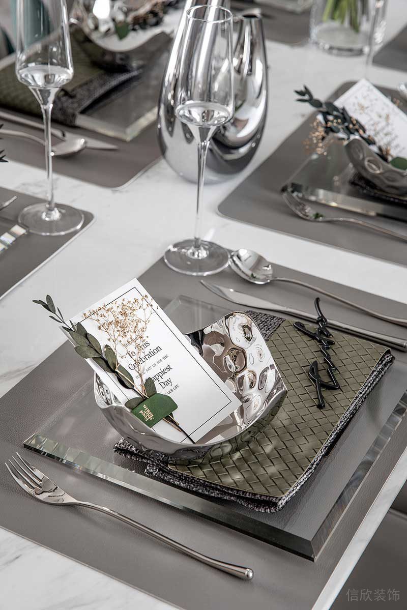 深圳龍華現代輕奢家庭裝修案例餐桌餐椅