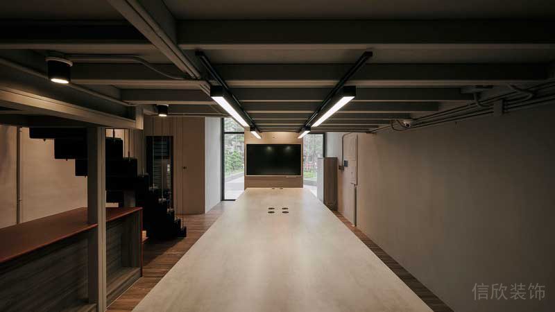 深圳寶安區(qū)工業(yè)風辦公室裝修氛圍調性 深圳寶安區(qū)工業(yè)風辦公室裝修氛圍調性