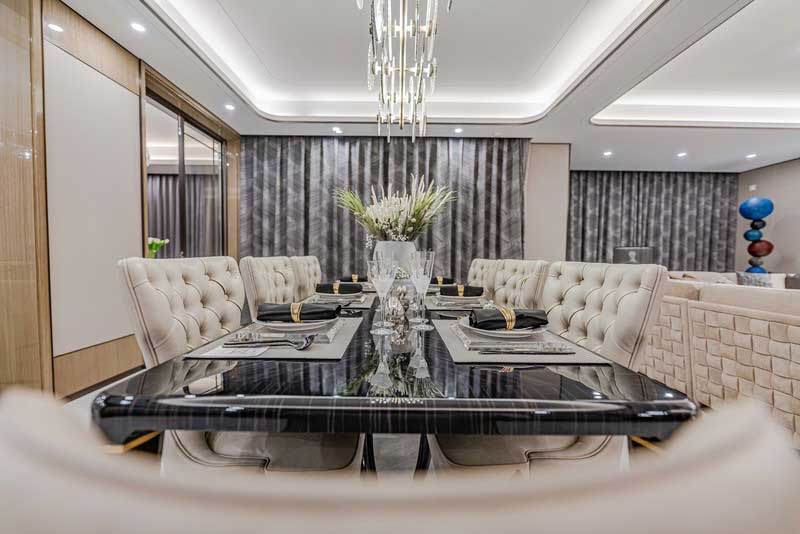 深圳龍崗中心城現(xiàn)代輕奢風(fēng)格家裝新房三居室裝修餐廳 深圳龍崗中心城現(xiàn)代輕奢風(fēng)格家裝新房三居室裝修餐廳