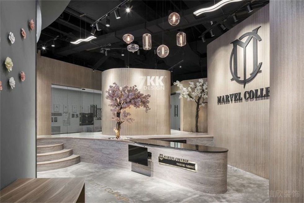 深圳市龍崗區平湖長寧教育機構前臺 深圳市龍崗區平湖長寧教育機構前臺