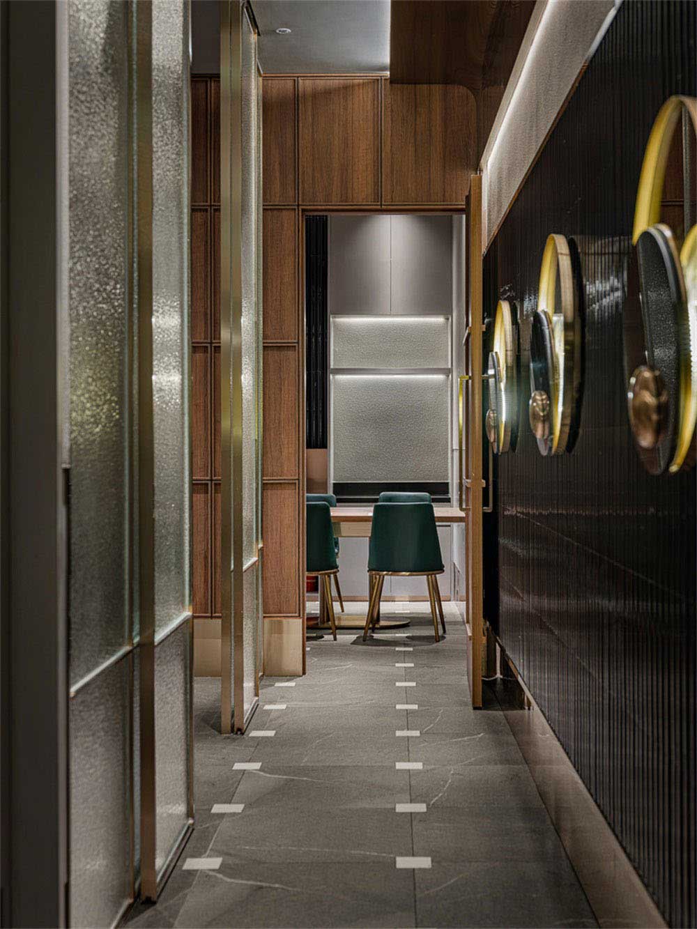 深圳寶安輕奢風(fēng)格鐵板燒餐廳裝修設(shè)計(jì)走廊 深圳寶安輕奢風(fēng)格鐵板燒餐廳裝修設(shè)計(jì)走廊