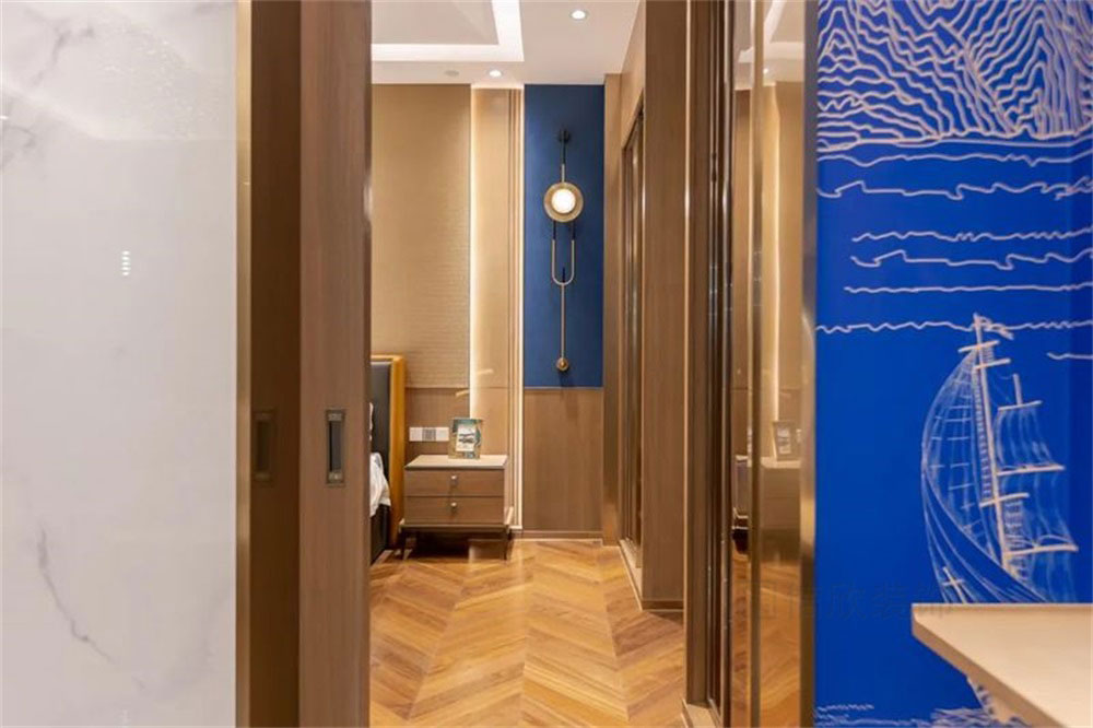 深圳龍崗藍(lán)調(diào)輕奢風(fēng)格酒吧裝修設(shè)計貴賓客房地面鋪貼