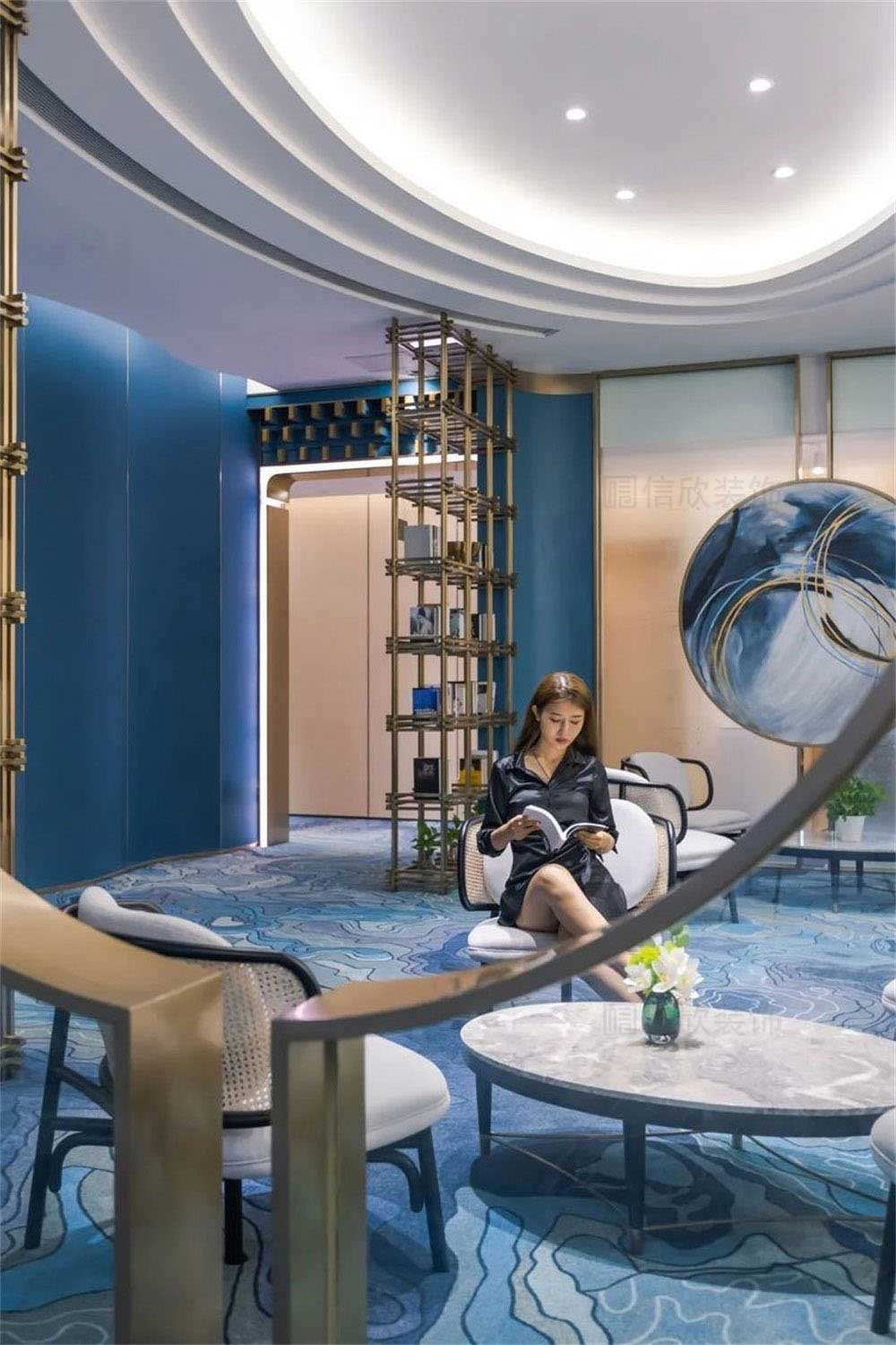 深圳龍崗藍(lán)調(diào)輕奢風(fēng)格酒吧裝修設(shè)計家具組合