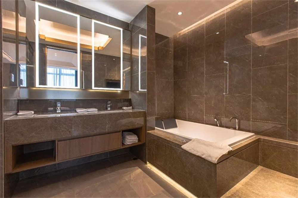 深圳龍崗藍(lán)調(diào)輕奢風(fēng)格酒吧裝修設(shè)計貴賓客房浴室