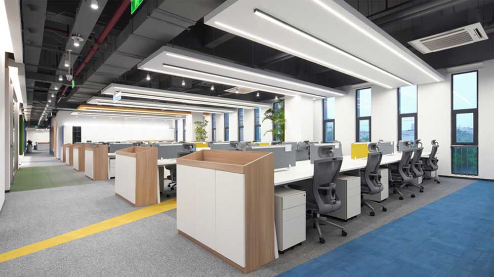 深圳龍華區(qū)華僑城北站壹號現(xiàn)代風格辦公室裝修辦公區(qū)