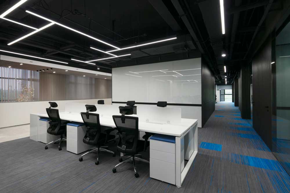 大鵬新區(qū)鑫園廣場現(xiàn)代風(fēng)格辦公室裝修辦公區(qū)配色 大鵬新區(qū)鑫園廣場現(xiàn)代風(fēng)格辦公室裝修辦公區(qū)配色