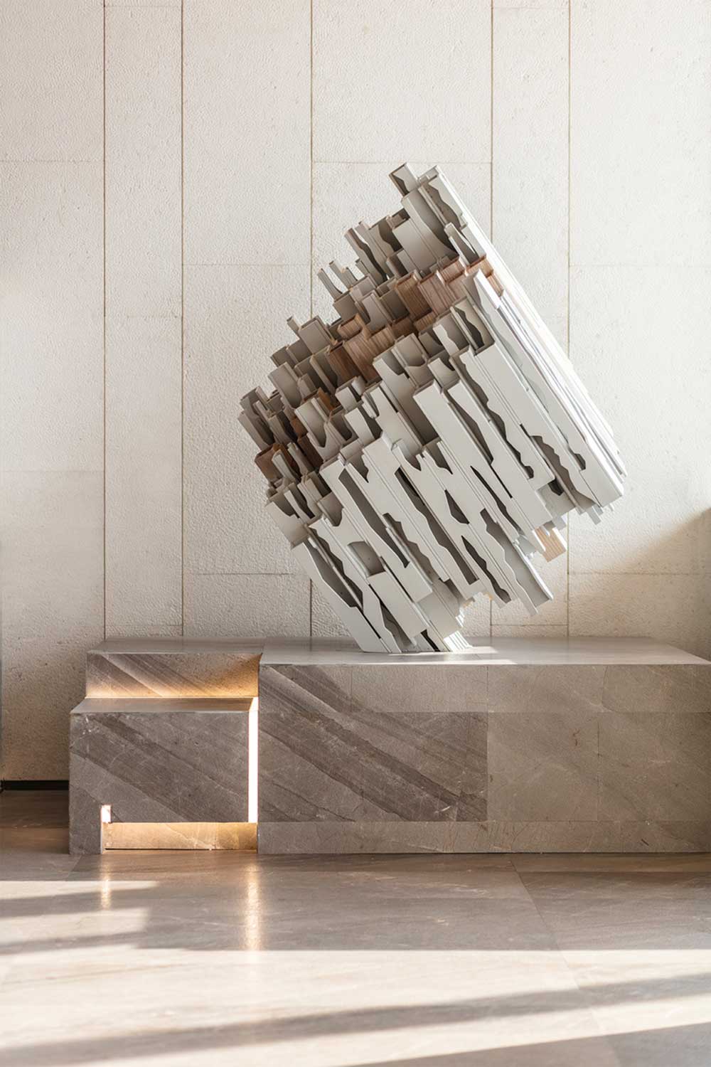 深圳市羅湖區(qū)中洲坊創(chuàng)意中心現(xiàn)代中式辦公室裝修案例大理石展臺 深圳市羅湖區(qū)中洲坊創(chuàng)意中心現(xiàn)代中式辦公室裝修案例大理石展臺