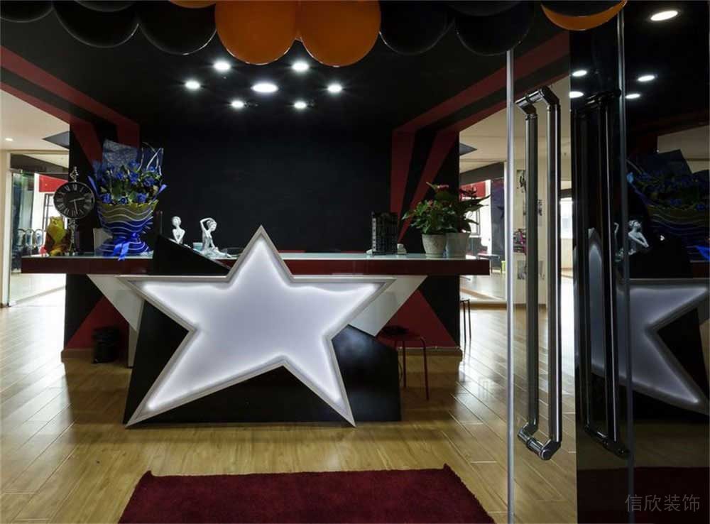 深圳市龍華區(qū)觀瀾童星璀璨西南國(guó)際培訓(xùn)學(xué)校前臺(tái) 深圳市龍華區(qū)觀瀾童星璀璨西南國(guó)際培訓(xùn)學(xué)校前臺(tái)