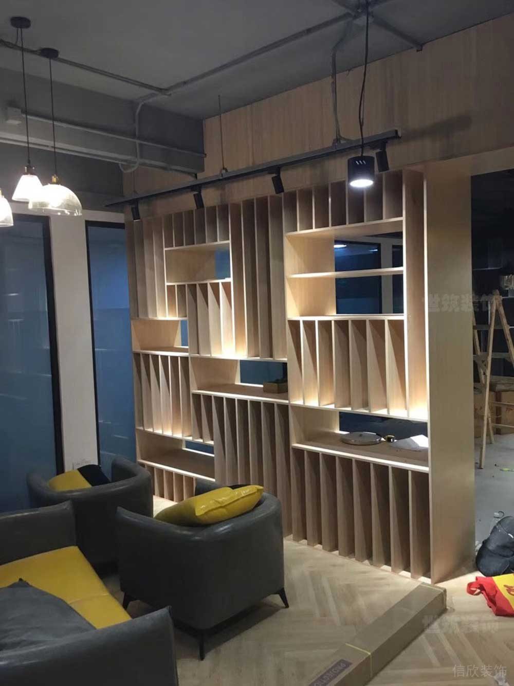 北歐工業(yè)風(fēng)辦公室等候區(qū)裝修圖