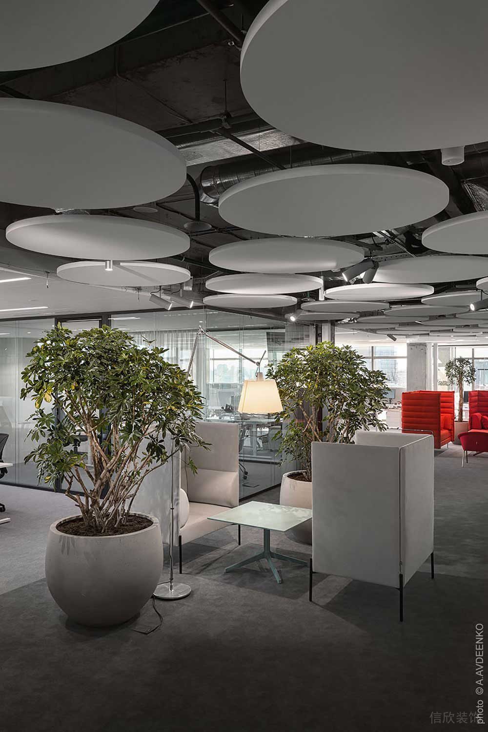 現(xiàn)代工業(yè)風辦公室多功能接待廳設計裝修圖