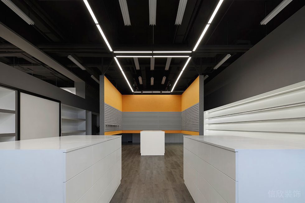 現(xiàn)代工業(yè)風商務(wù)辦公室陳列展示區(qū)裝修圖