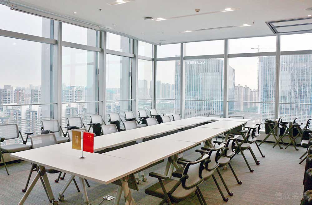 現(xiàn)代簡約風(fēng)格辦公室項目會議室裝修圖