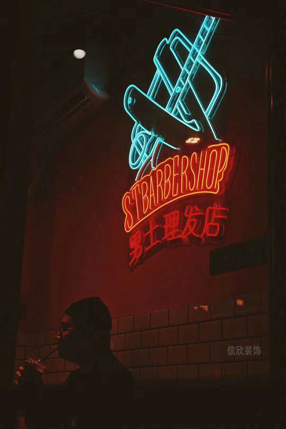 深圳龍華男士理發店門頭裝修案例 深圳龍華男士理發店門頭裝修案例