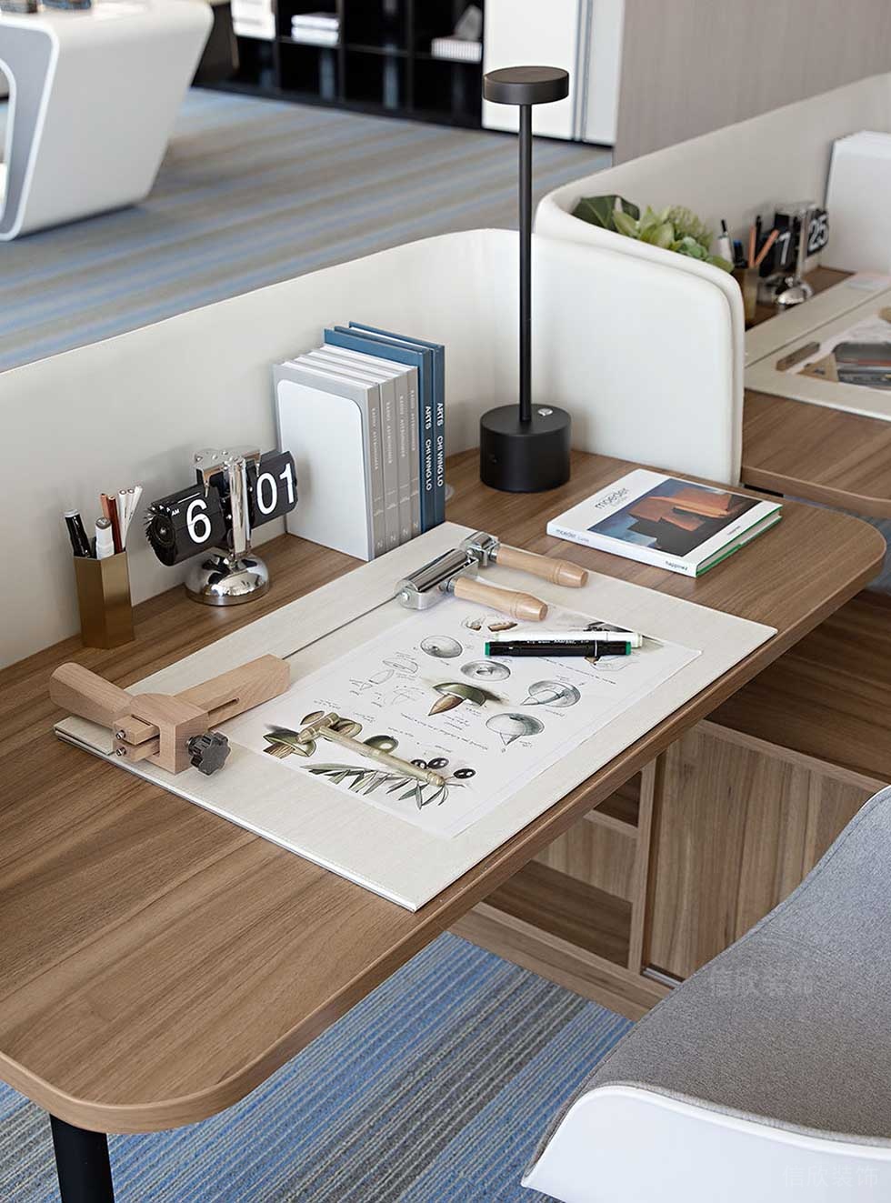 簡(jiǎn)約風(fēng)格公司卡座辦公區(qū)設(shè)計(jì)圖