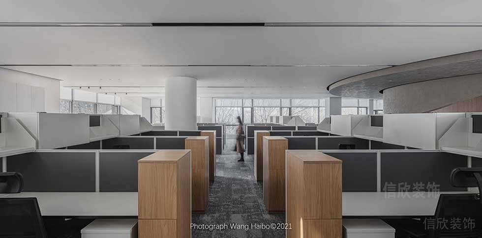 簡(jiǎn)約風(fēng)格公司卡座辦公區(qū)裝修圖